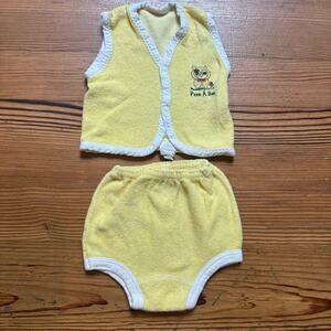 Vintage yellow white terry cloth owl peek a boo‎ snap vest shorts set SIZE 6-9M